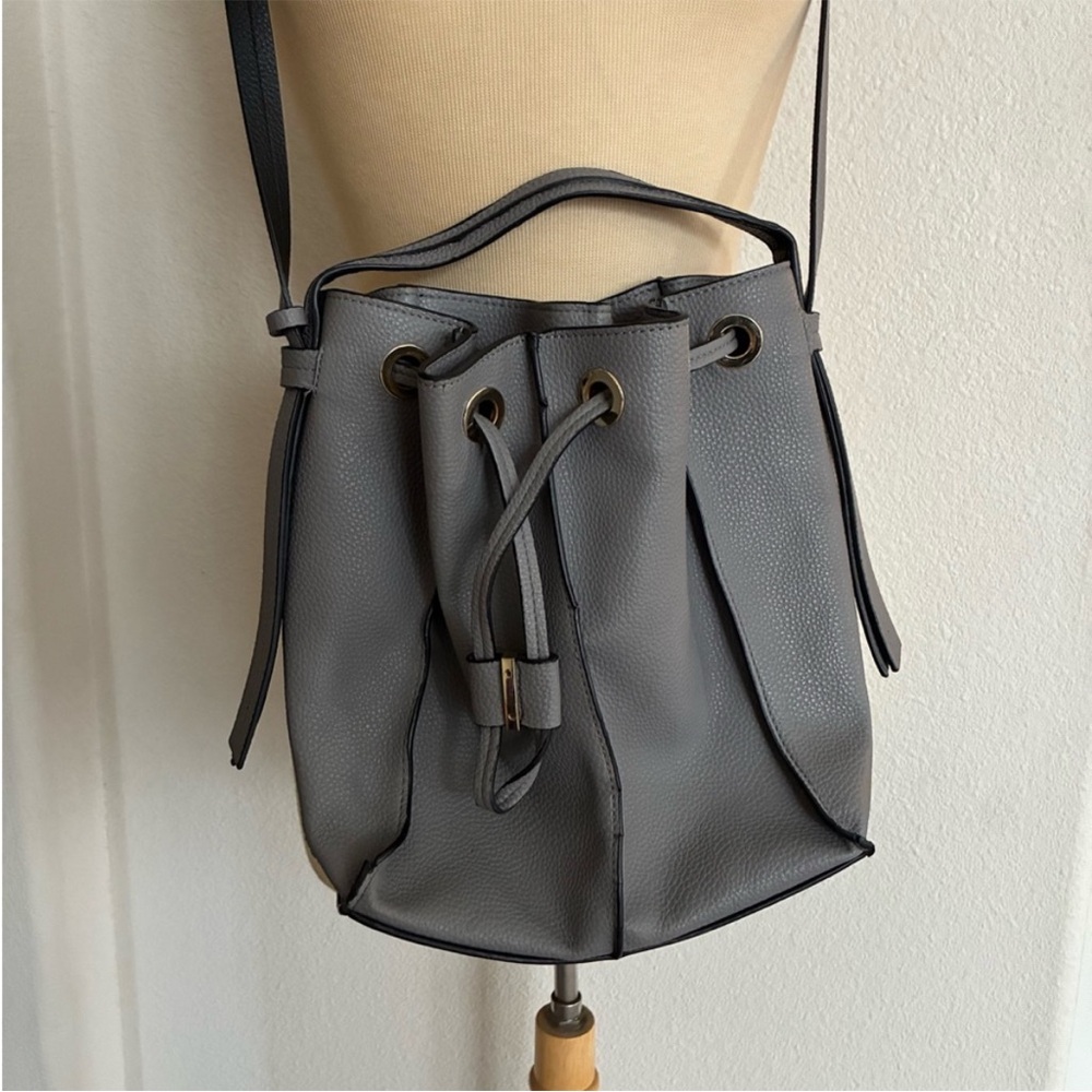 Zara bucket bag - Picture 7 of 9